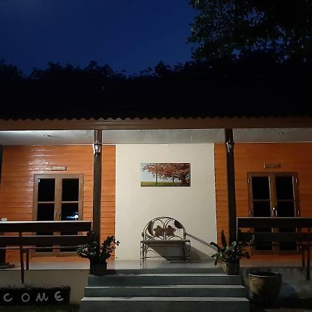 Baan Chan Sabai Chanthaburi Exterior foto